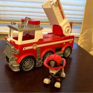 Paw Patrol- Marshall’s Ultimate Rescue Fire Truck